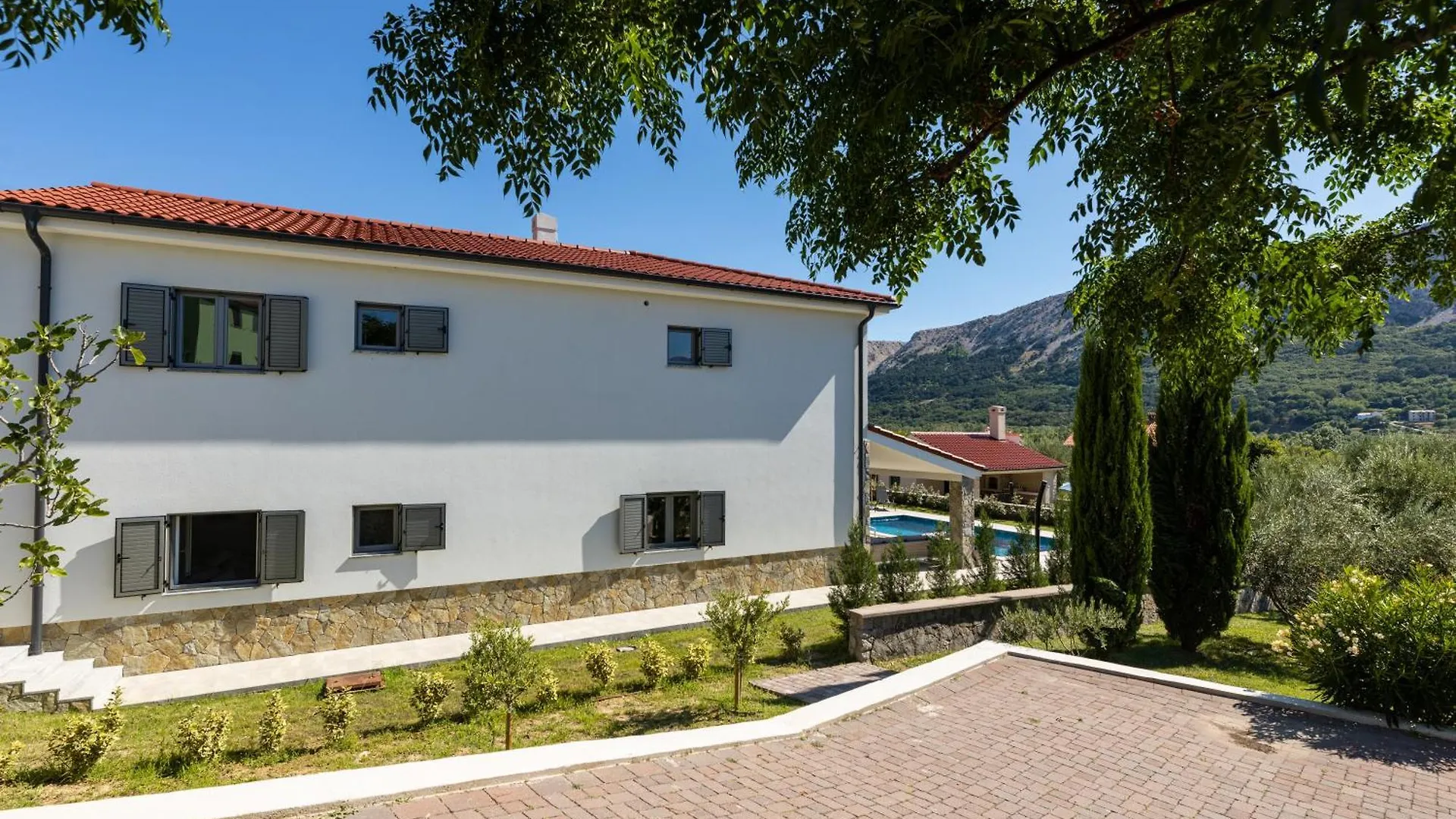 Villa St.Lucia Башка